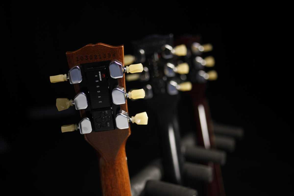 Gibson Explorer tuner